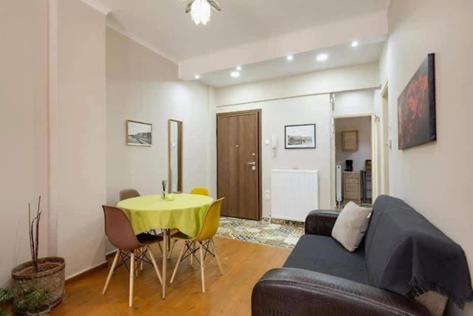 Private Pristine Balcony Home- Heart Of The Center Saloniki Zewnętrze zdjęcie